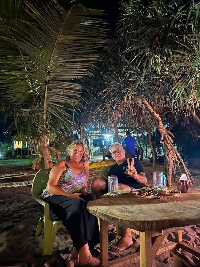 Surfing Beach Nilaveli トリンコマリー エクステリア 写真
